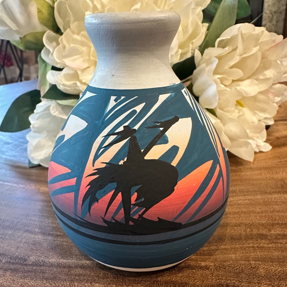 Southwestern Sunset Ceramic Vase – Hand Painted Silhouette Art Pottery Decor